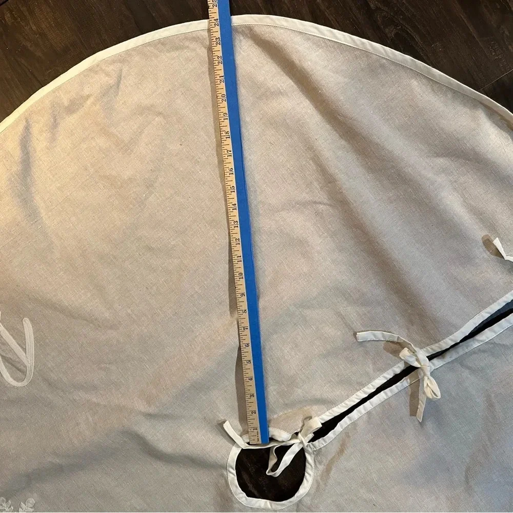 Christmas Tree Skirt, Peace Love Joy design